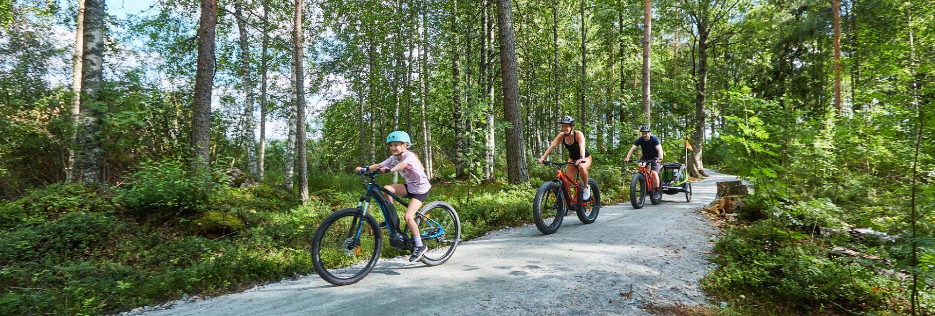 Vuokraa e-fatbike Bomba Safarikselta