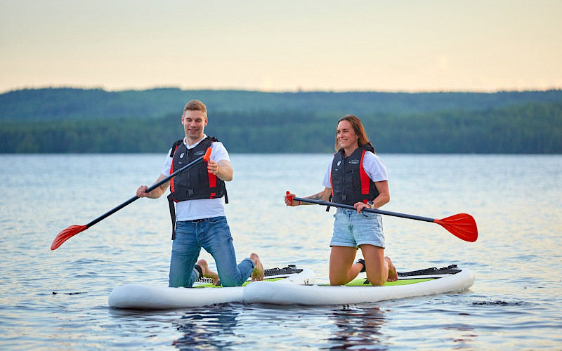 Go SUP-boarding on lake Pielinen